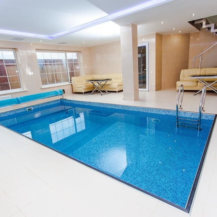 Indoor swimming pool