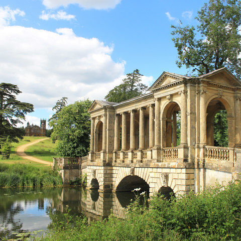 Stowe gardens